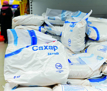 Бесследно исчезает: как российский запрет парализует торговлю сахаром